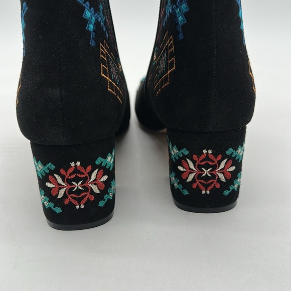 NEW JOHNNY WAS EMBROIDERED Boho Chic Devine Bootie Ankle Boots 40 M $348 - Picture 6 of 13